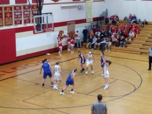 The Ishpeming Hematites fell to the Hancock Bulldogs in Hancock, Michigan on January 3rd, 2019 by a score of 43-38 on 98.3 WRUP.