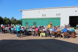 The seats were packed with people ready to win some prizes!