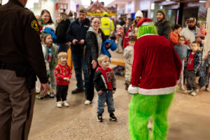 2025-christmas-tree-lighting