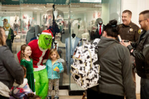 2025-christmas-tree-lighting